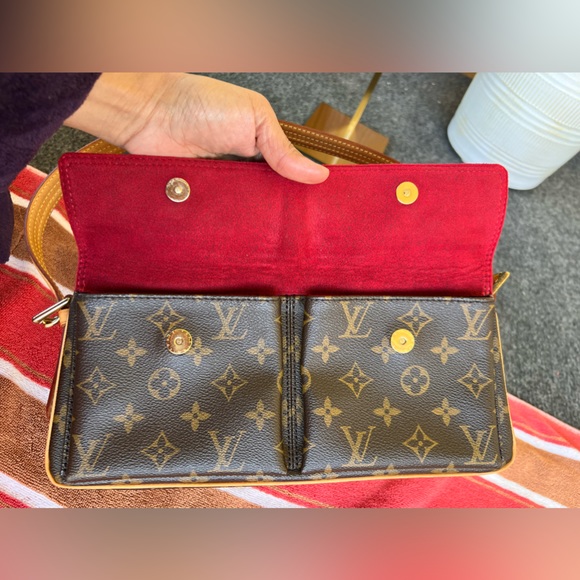 🔥🔥Louis Vuitton Viva Cite🔥🔥 - Picture 10 of 16